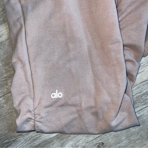 Alo Yoga Ruched Soft Sculpt Pant - Taupe - Picture 3 of 5